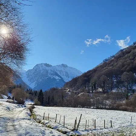 Semesterbostad La Louve *